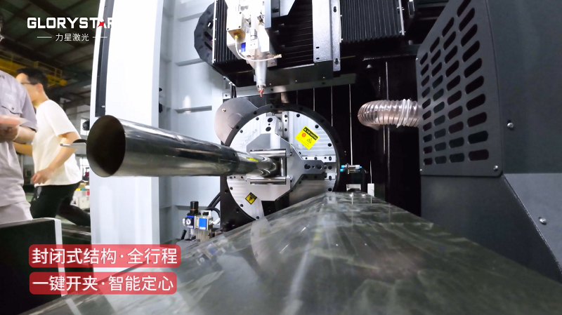 有精度！有速度！VS6012TG雙卡盤光纖激光管材切割機(jī)