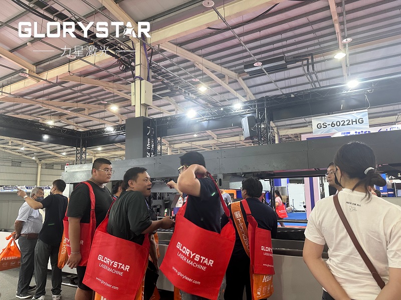 力星激光全國巡展〔臺灣站〕如火如荼！40000瓦超高功率獨領(lǐng)風(fēng)騷！